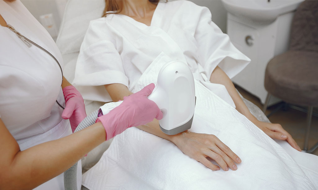 بهترین و مجهزترین کلینیک لیزر شیراز